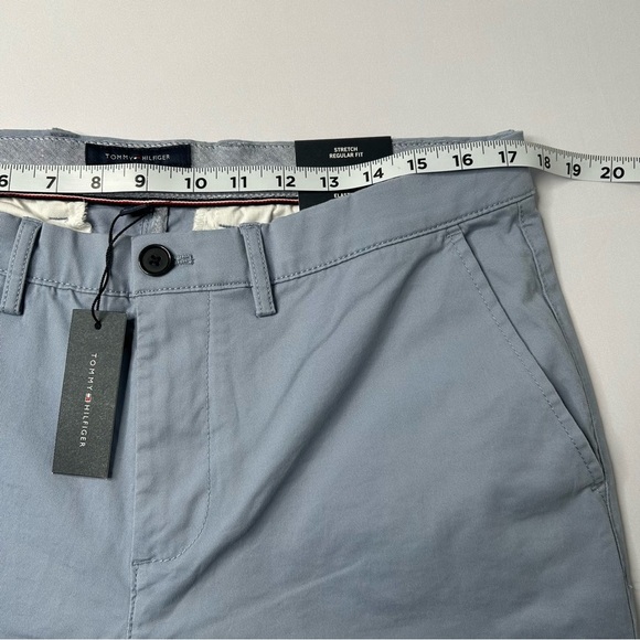 Tommy Hilfiger Mens The Flex Blue Khaki Pants Reg Fit Waist 33 NWT - Picture 3 of 7